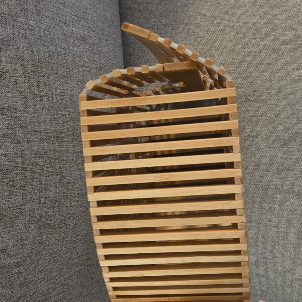 Bamboo Half-Moon Handbag🤩🥰😍 - Picture 6 of 7